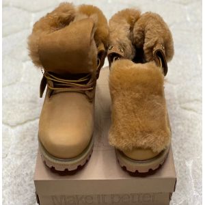 Женские зимние сапоги на меху песочные Timberland