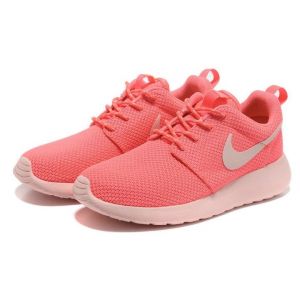 кроссовки Nike Roshe Run светло-розовые