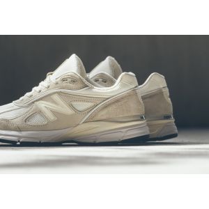 New Balance 990 женские бежевые